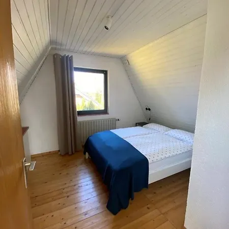 Verbringen Sie Ihren Urlaub In Einem Gemuetlichen Nurdachhaus In Am Duemmer-see Σπίτι διακοπών