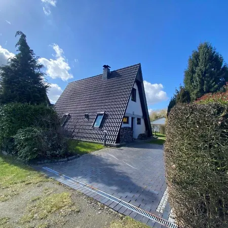 Verbringen Sie Ihren Urlaub In Einem Gemuetlichen Nurdachhaus In Am Duemmer-see Hude (Diepholz)
